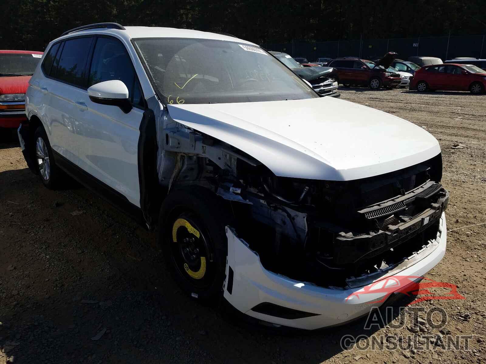 VOLKSWAGEN TIGUAN 2018 - 3VV0B7AX3JM010777