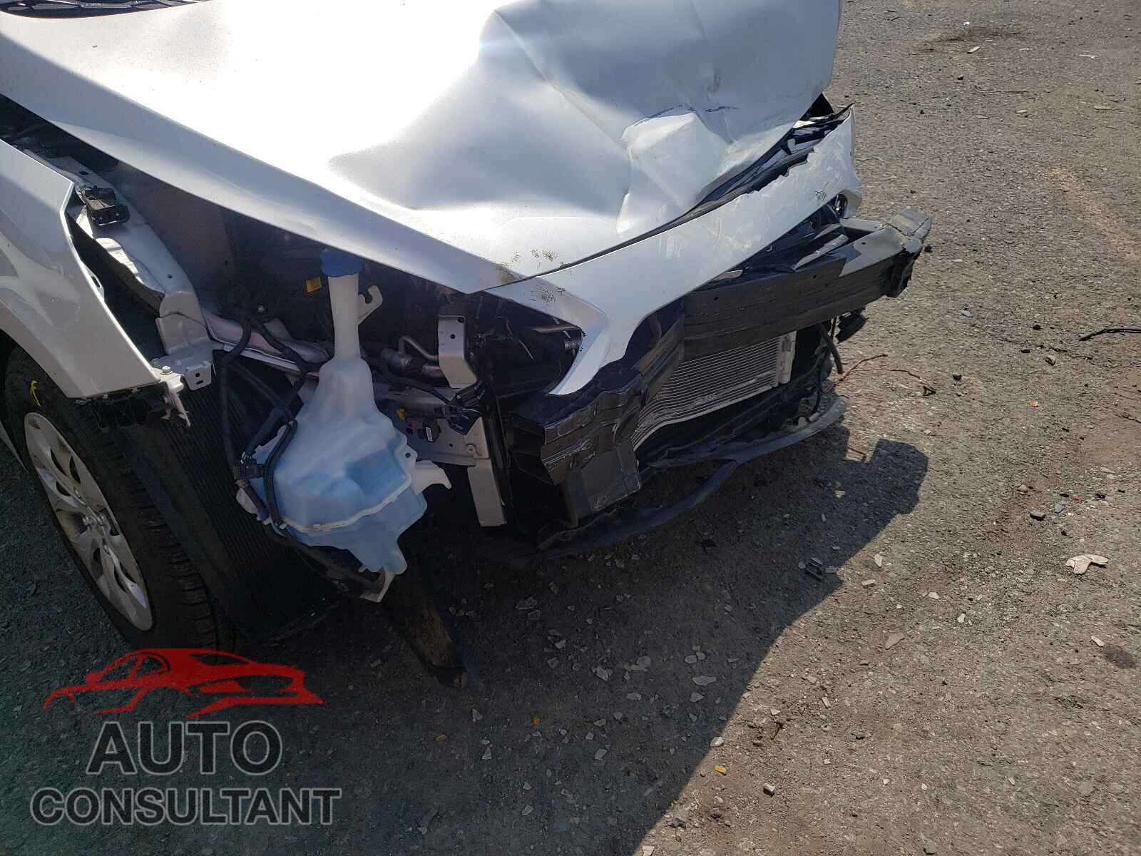 HYUNDAI ACCENT 2017 - KMHCT5AE0HU312556
