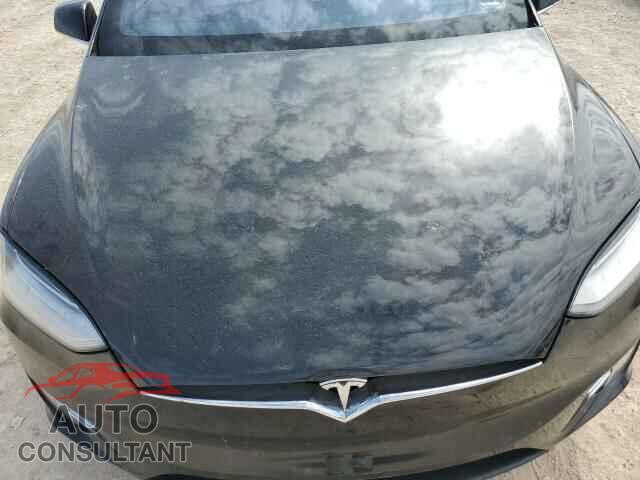 TESLA MODEL X 2017 - 5YJXCBE41HF051839