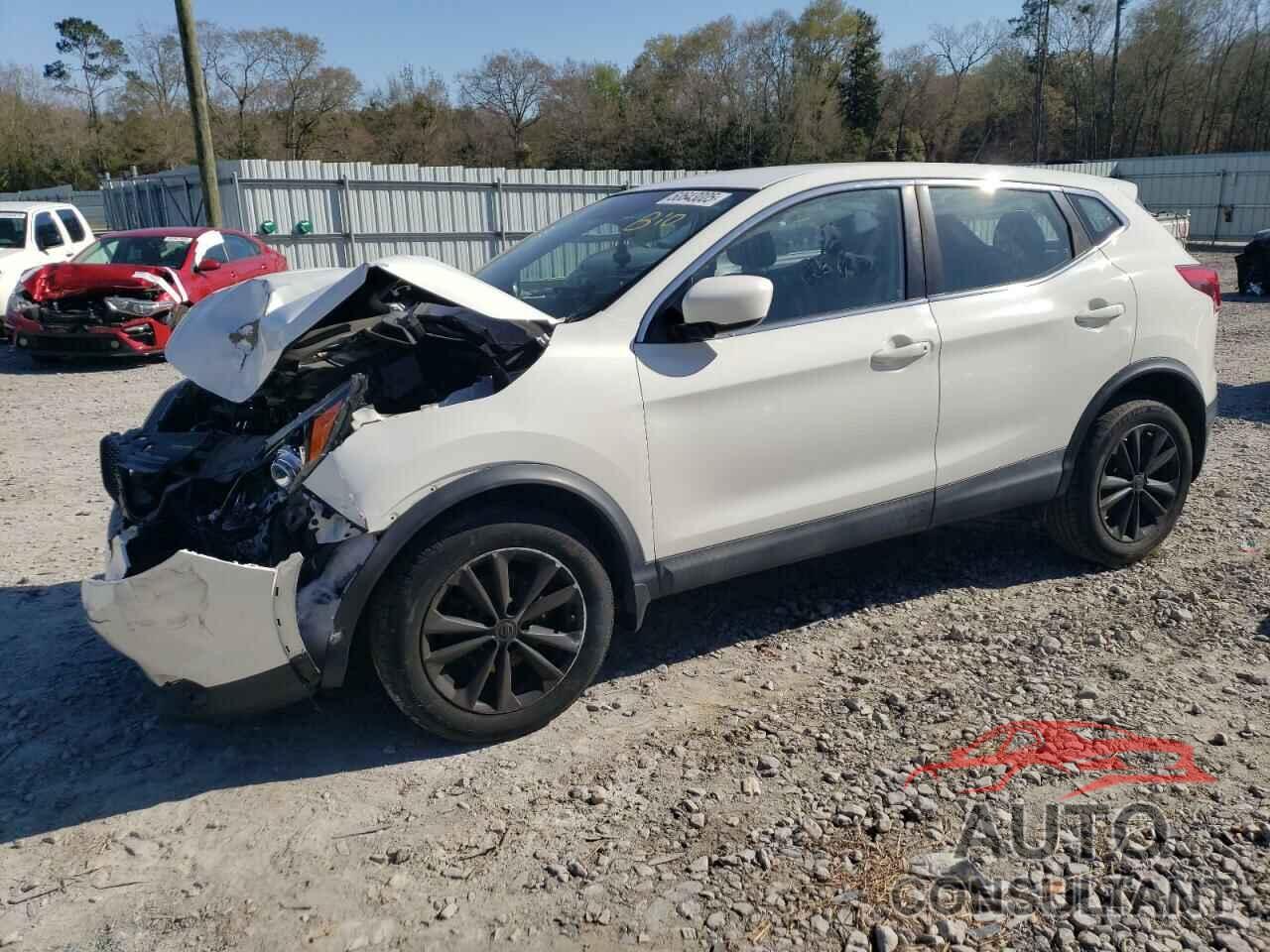 NISSAN ROGUE 2018 - JN1BJ1CP7JW162553