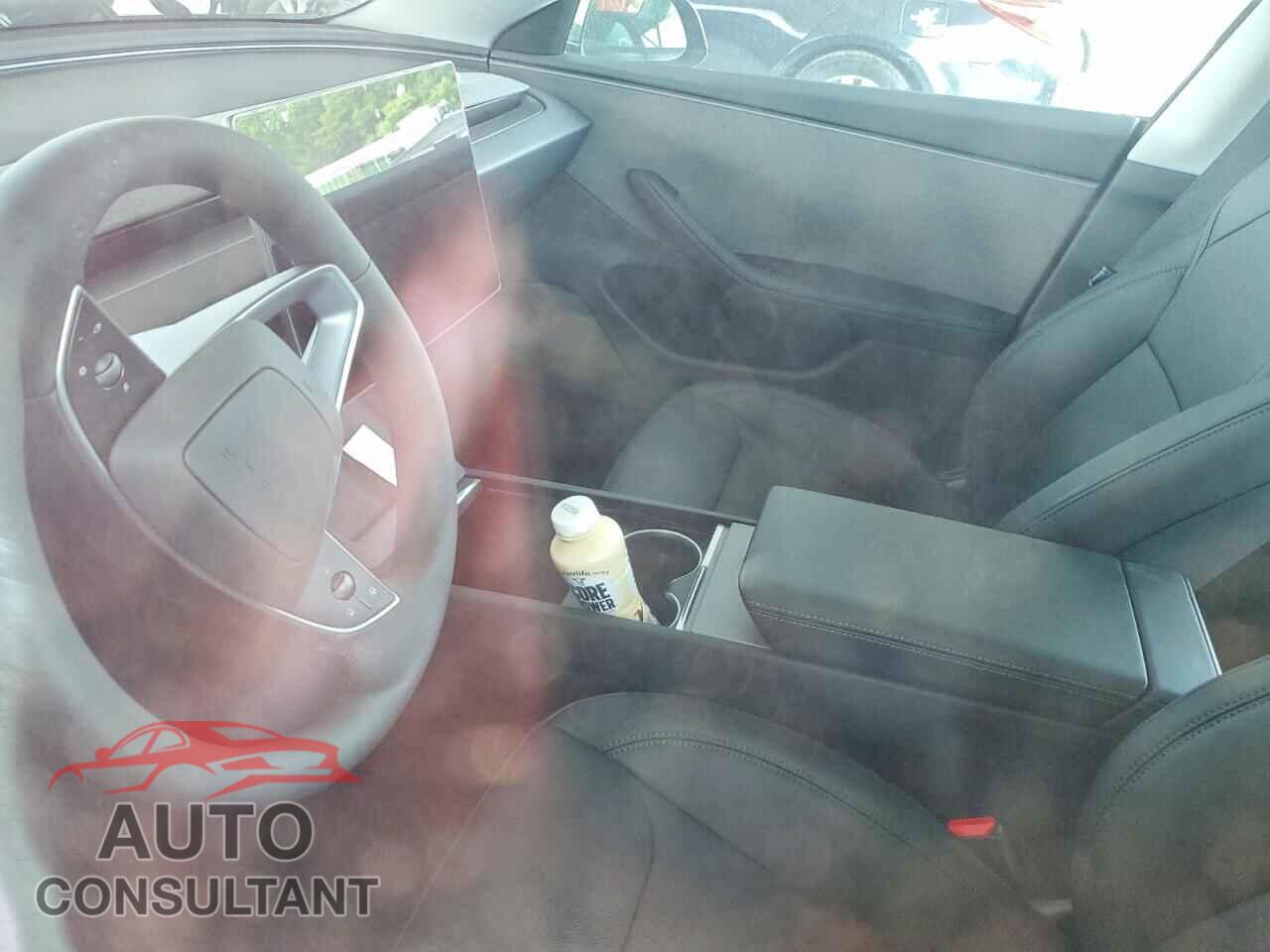 TESLA MODEL 3 2026 - 5YJ3E1EA4TF131735