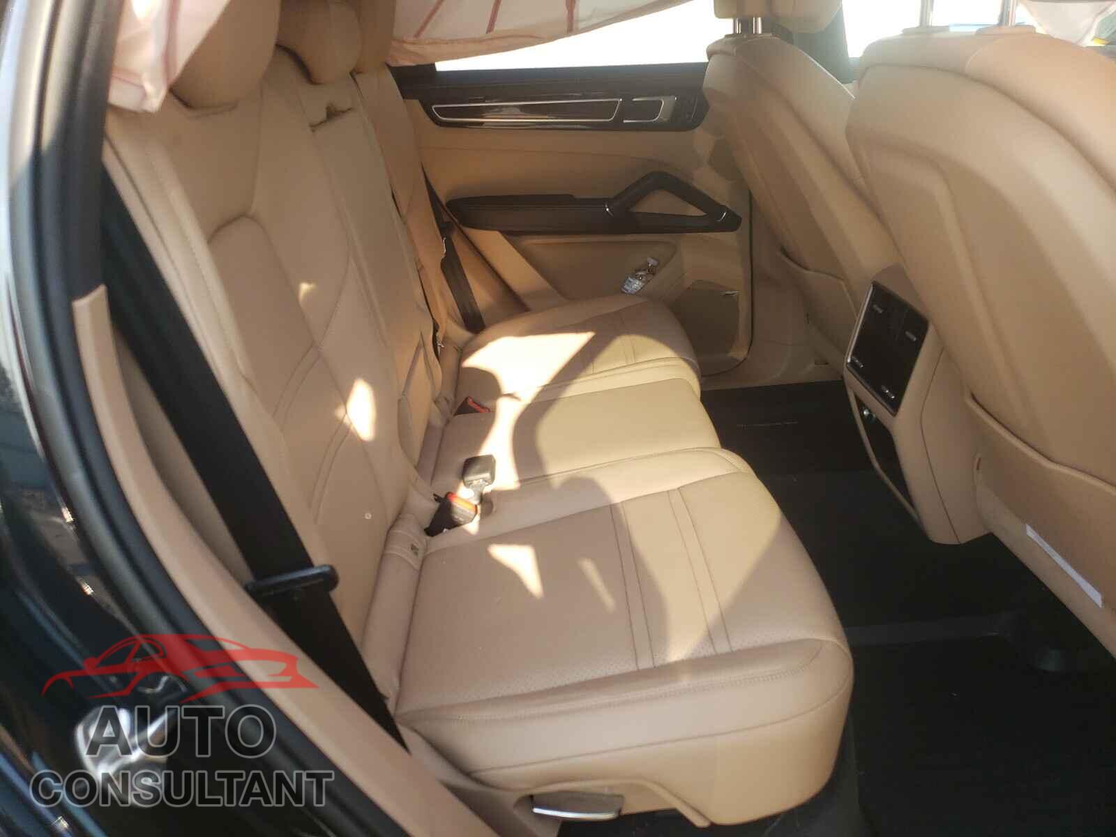 PORSCHE CAYENNE 2019 - WP1AB2AY4KDA62610