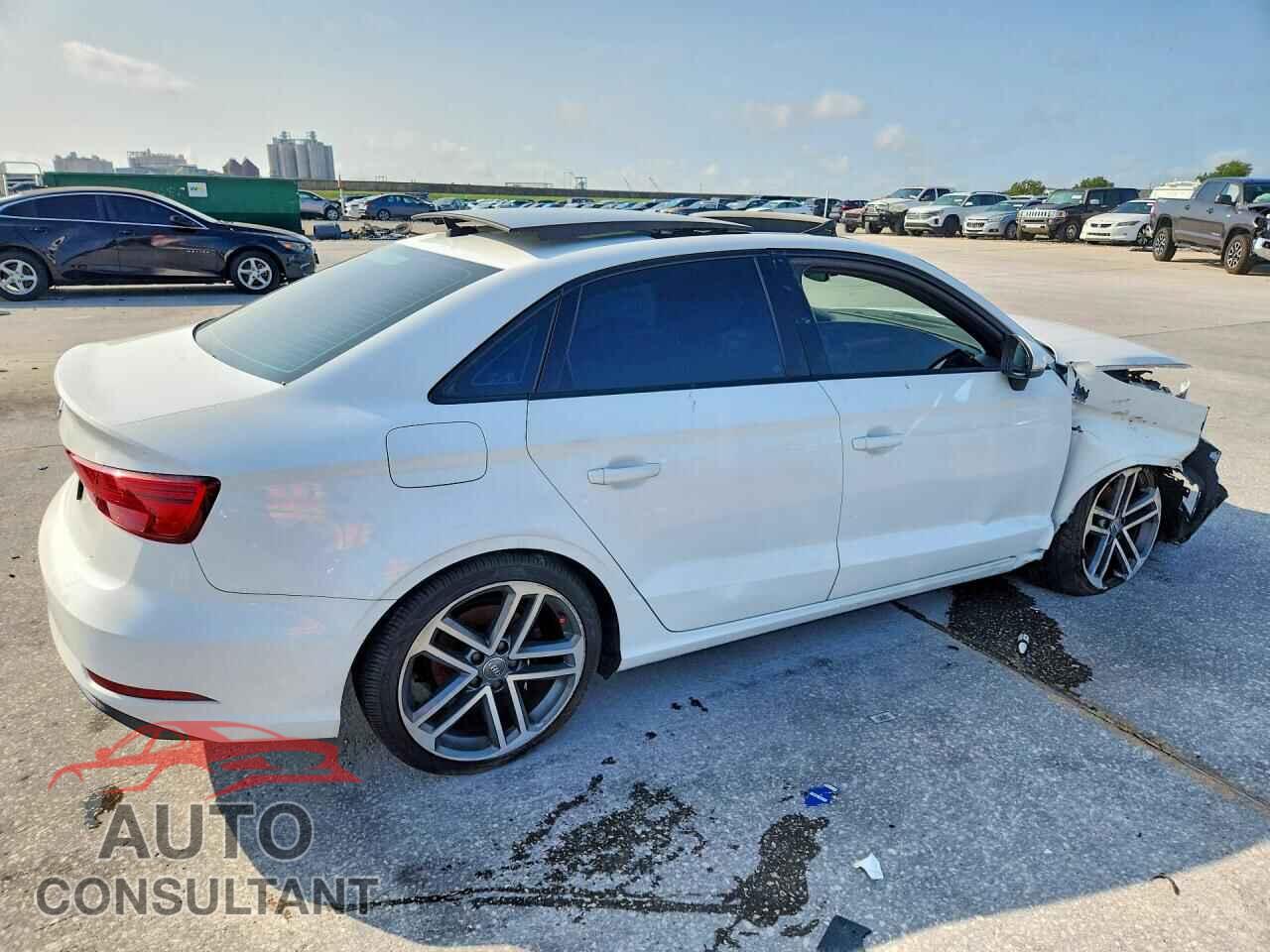 AUDI A3 2019 - WAUAUGFFXKA108584