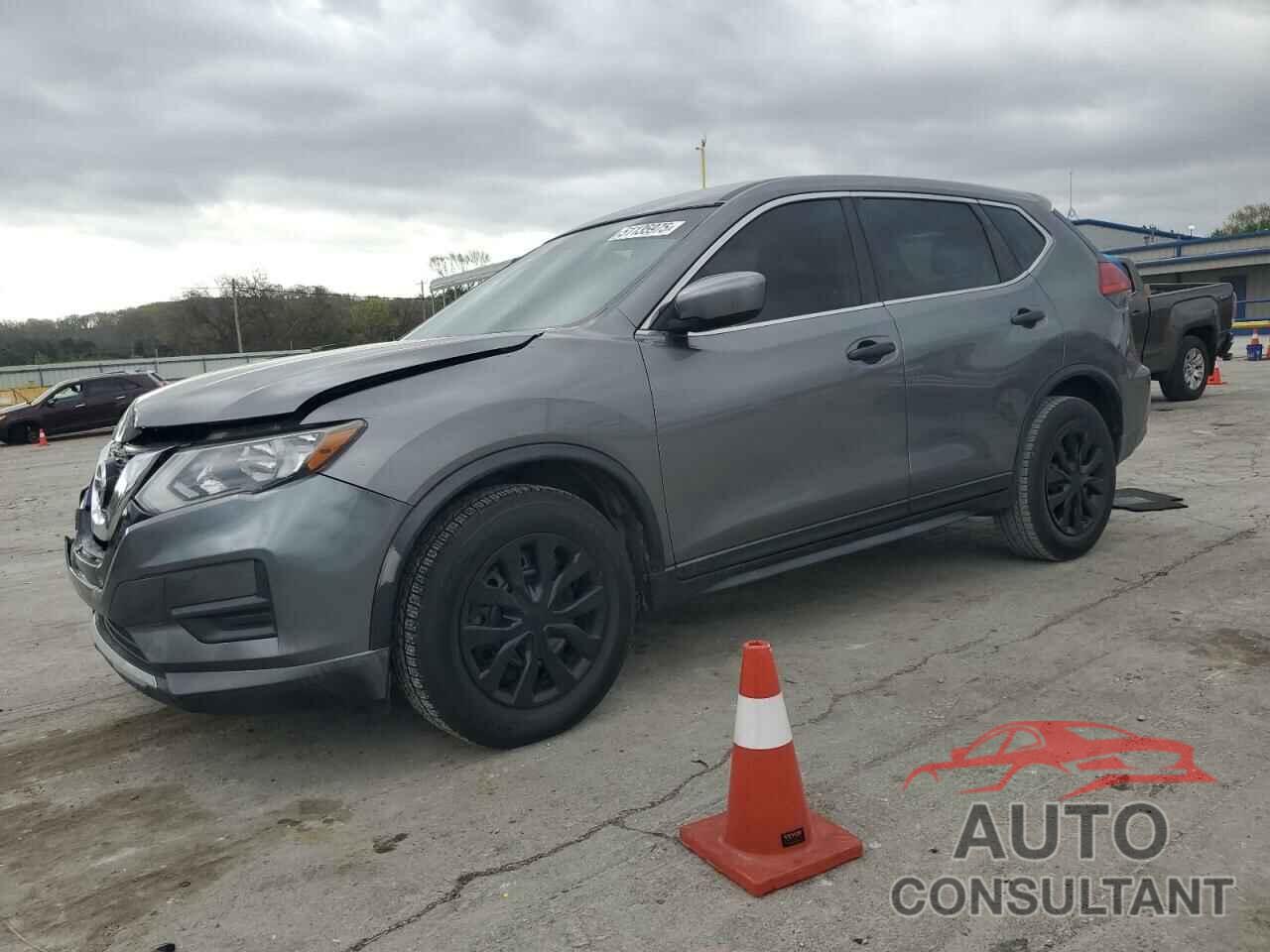 NISSAN ROGUE 2017 - KNMAT2MT9HP545709
