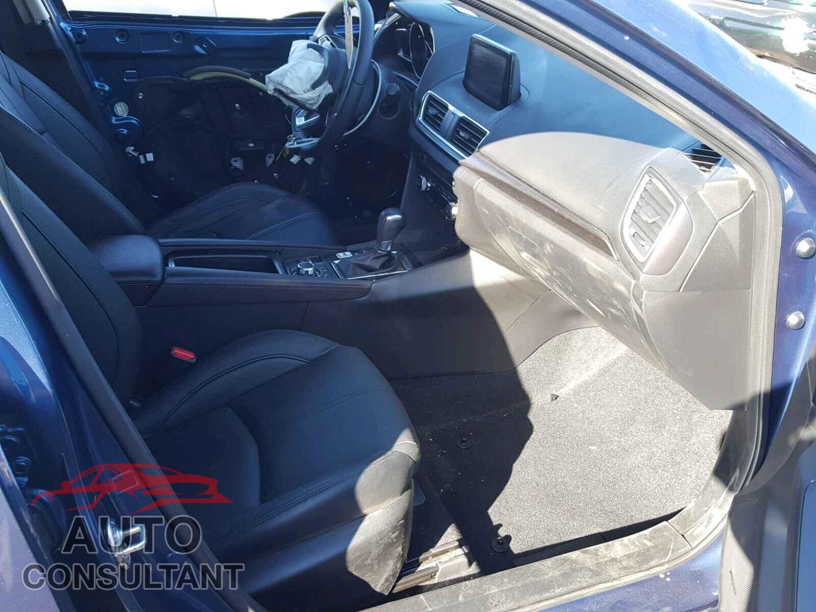 MAZDA 3 2017 - JM1BN1M34H1134066