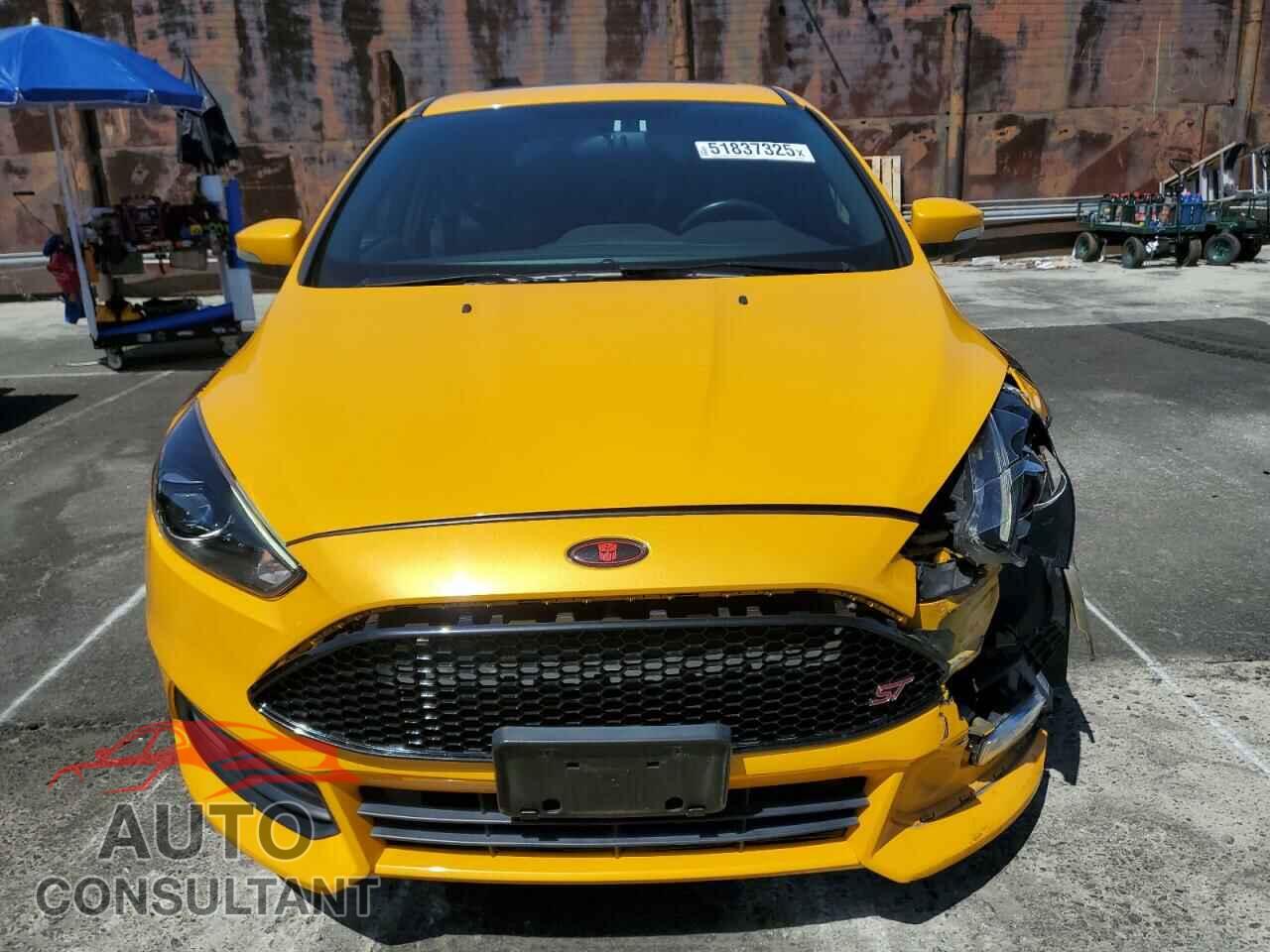 FORD FOCUS 2015 - 1FADP3L9XFL261738