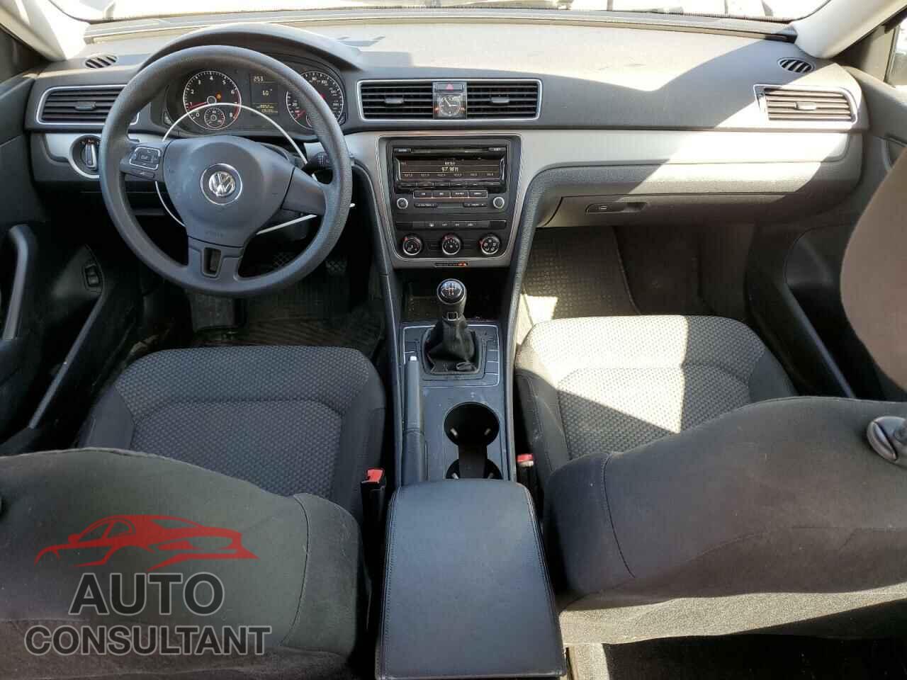 VOLKSWAGEN PASSAT 2014 - 1VWAP7A3XEC013780