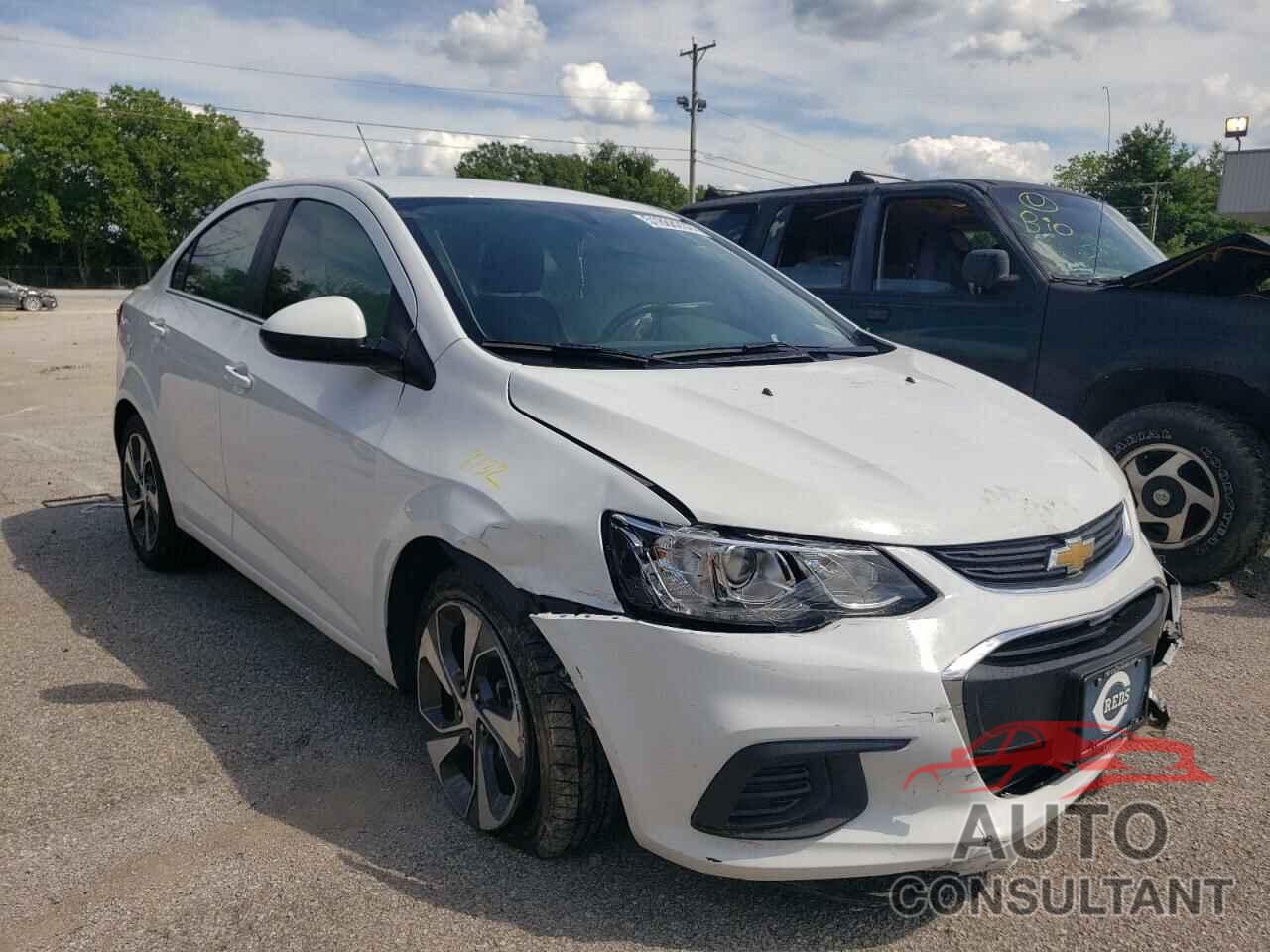 CHEVROLET SONIC 2018 - 1G1JF5SB5J4104386