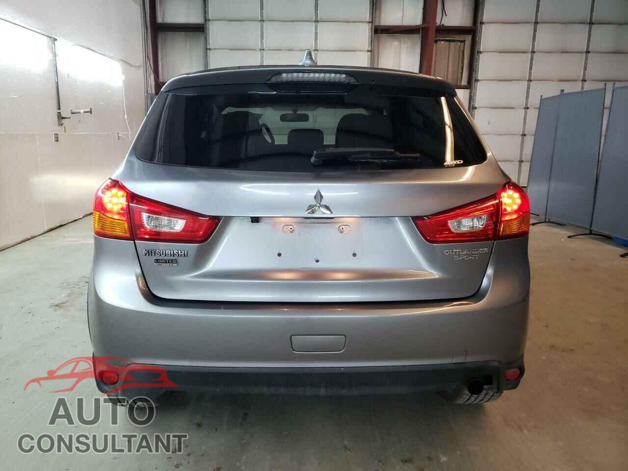MITSUBISHI OUTLANDER 2017 - JA4AR3AU9HZ045758