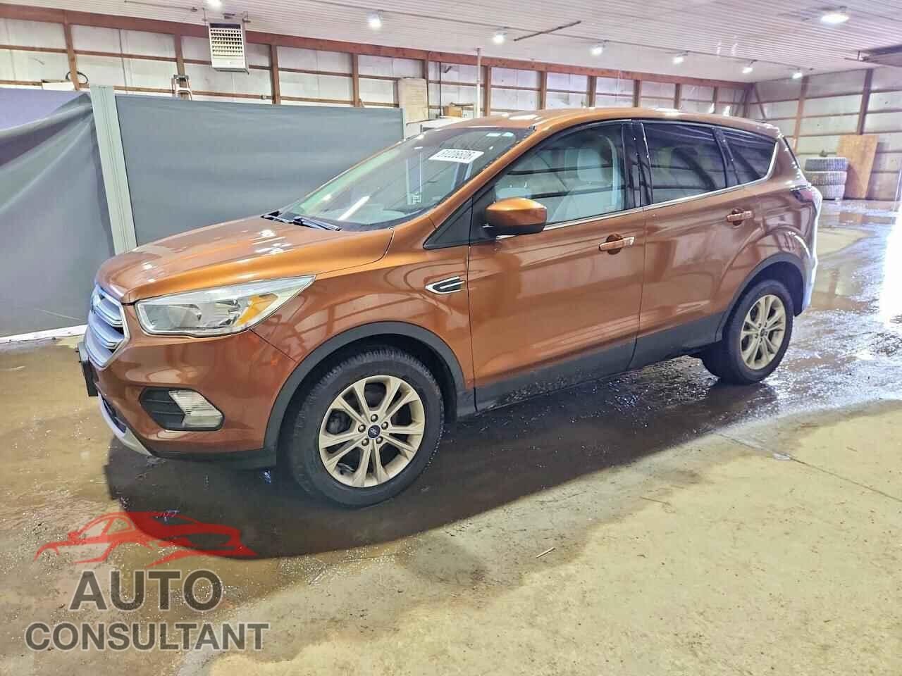 FORD ESCAPE 2017 - 1FMCU0GD4HUB76706