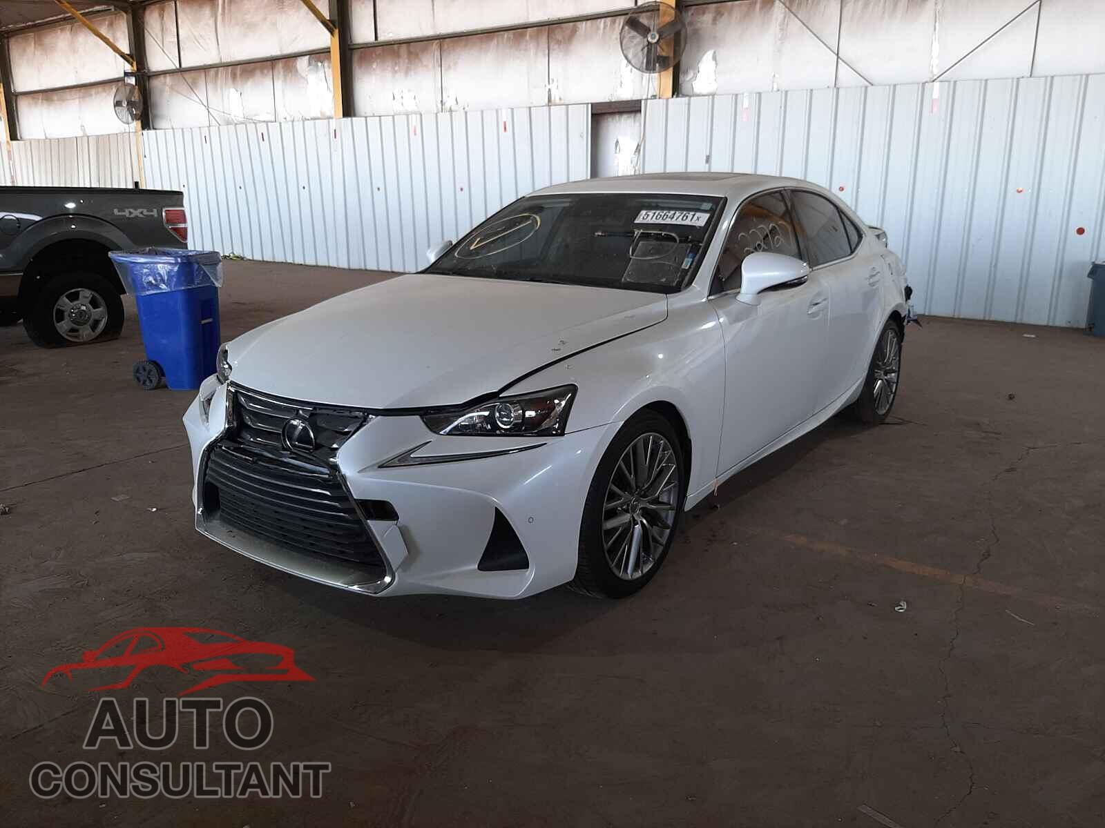 LEXUS IS 2019 - JTHBA1D23K5086271