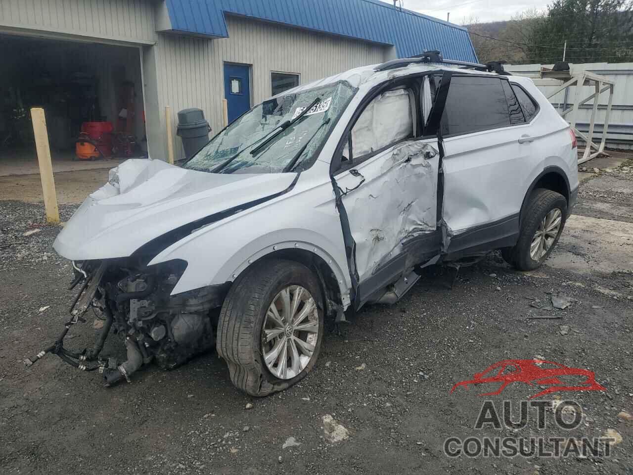 VOLKSWAGEN TIGUAN 2018 - 3VV0B7AX6JM115961
