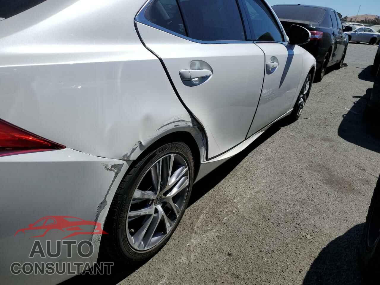 LEXUS IS 2019 - JTHBA1D23K5094645