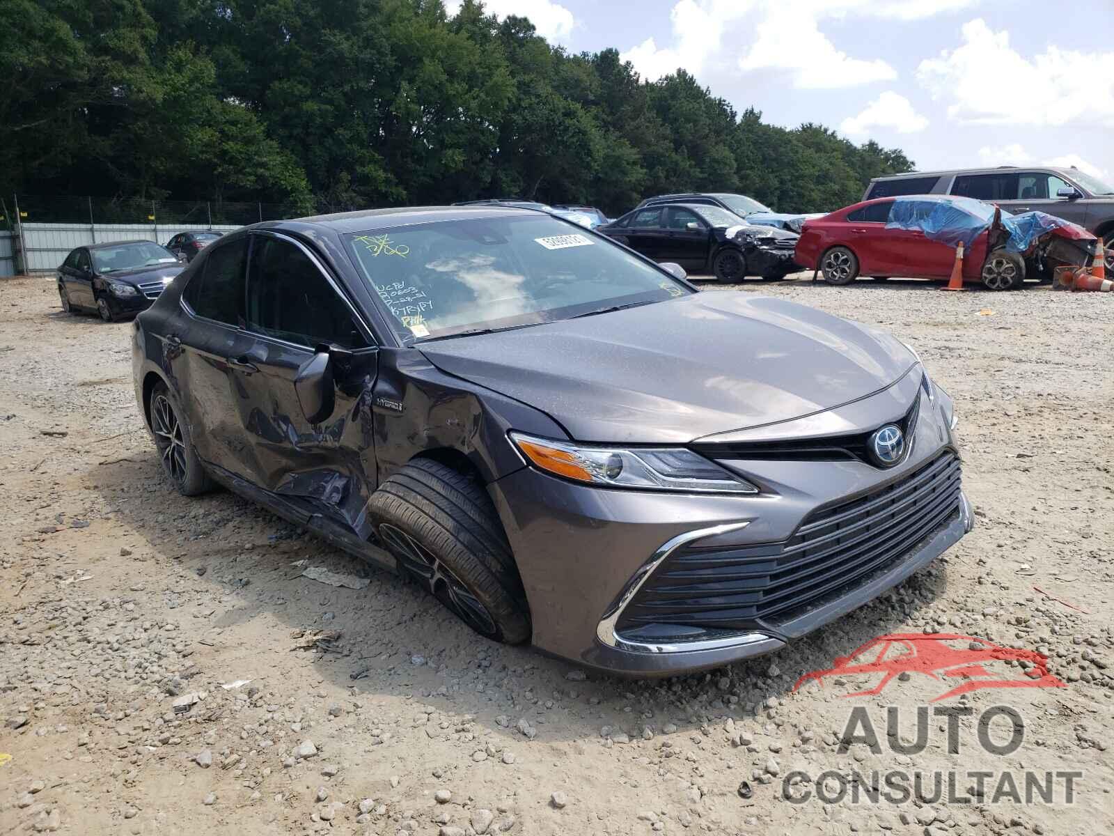 TOYOTA CAMRY 2021 - 4T1F31AK8MU555389