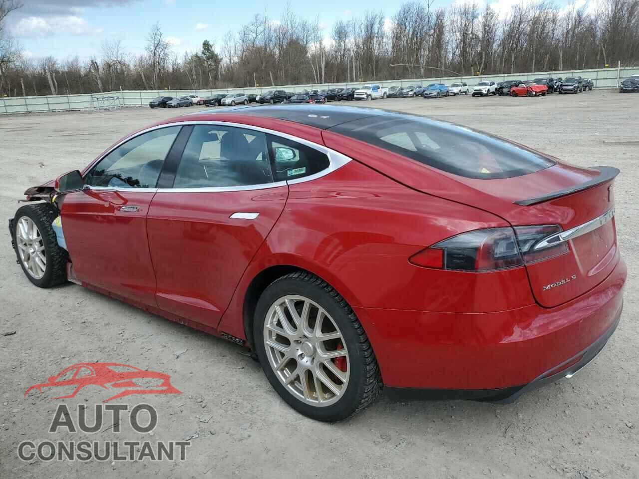 TESLA MODEL S 2015 - 5YJSA1E47FF113946