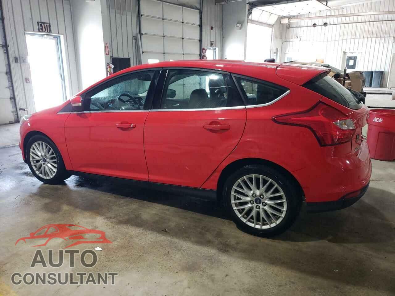 FORD FOCUS 2012 - 1FAHP3M2XCL461033