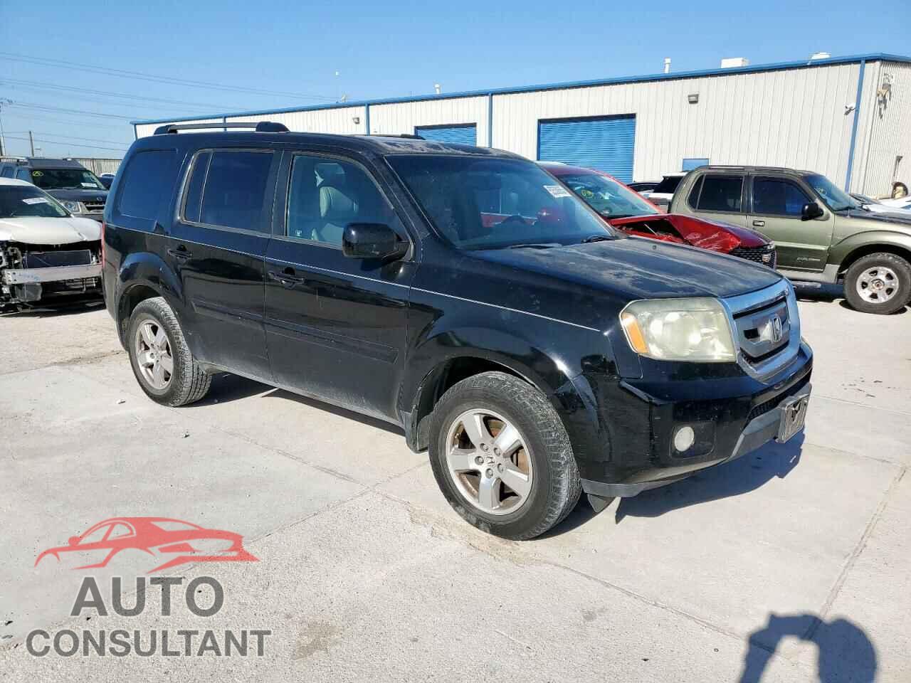 HONDA PILOT 2011 - 5FNYF4H73BB081025