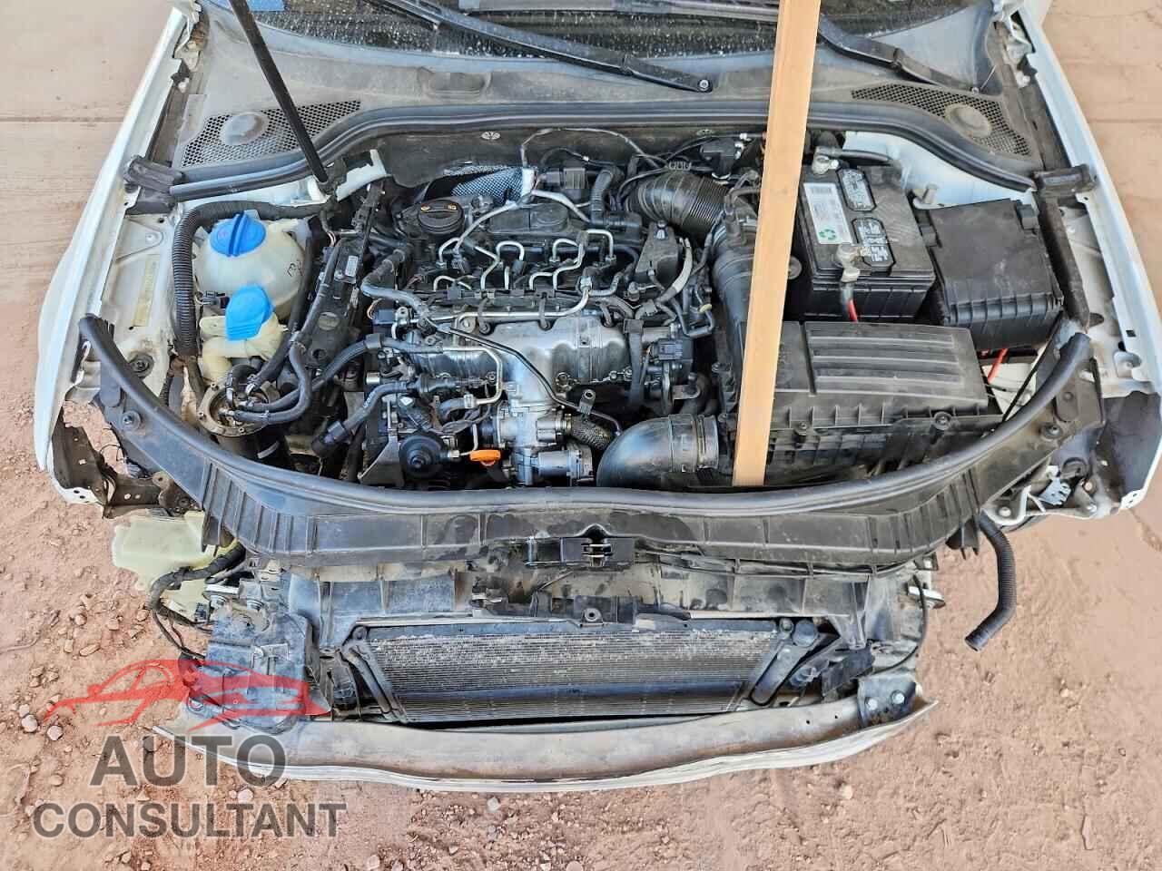 AUDI A3 2011 - WAUBJBFM8BA044298