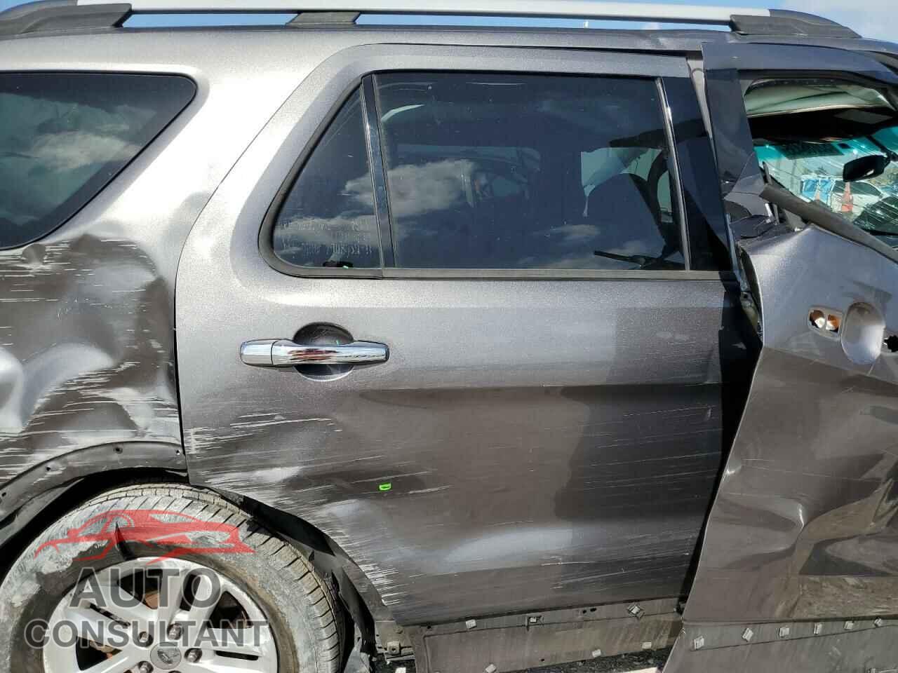 FORD EXPLORER 2011 - 1FMHK8D8XBGA55234