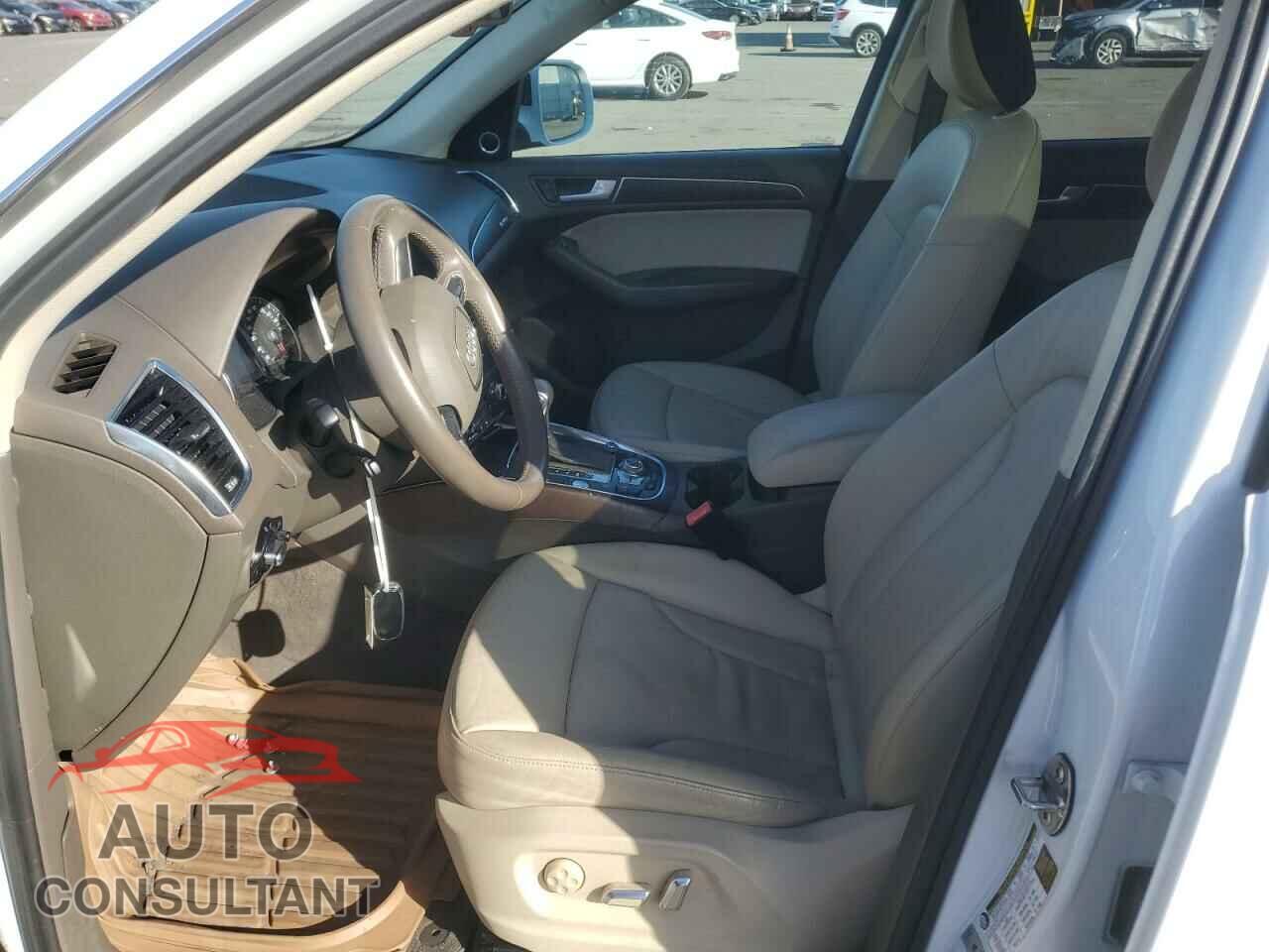 AUDI Q5 2014 - WA1LFAFP2EA107648