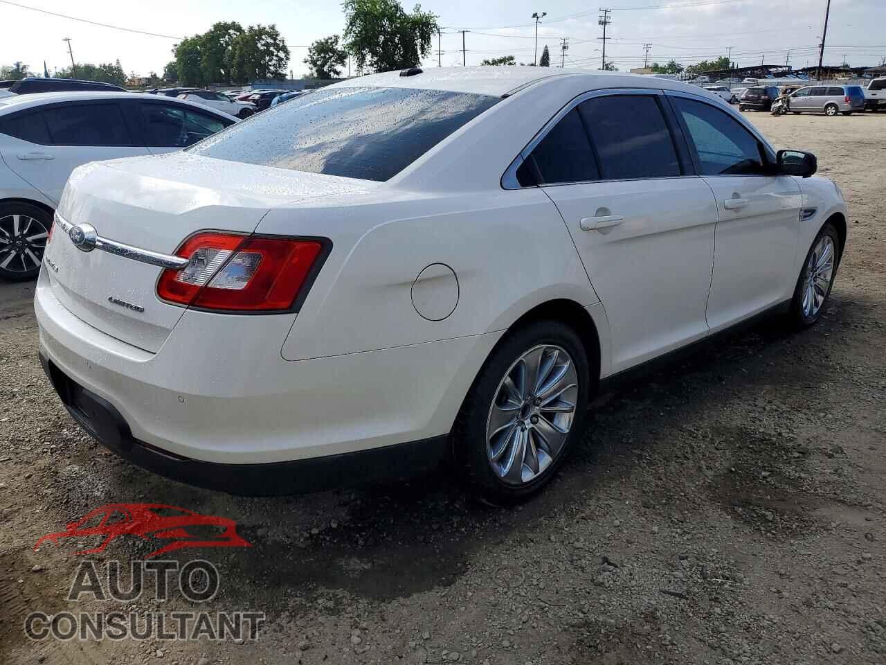 FORD TAURUS 2011 - 1FAHP2FW1BG118564