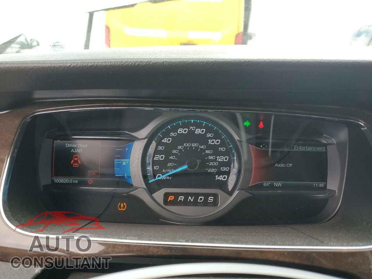 FORD TAURUS 2017 - 1FAHP2F81HG104240