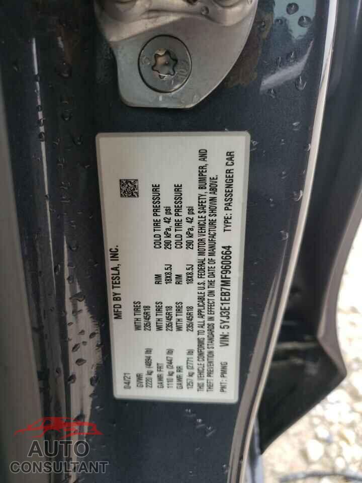 TESLA MODEL 3 2021 - 5YJ3E1EB7MF960664