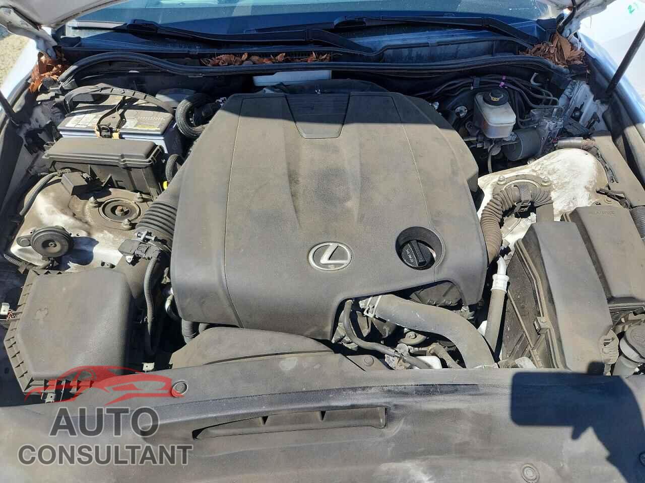LEXUS IS 2015 - JTHBF1D20F5047046