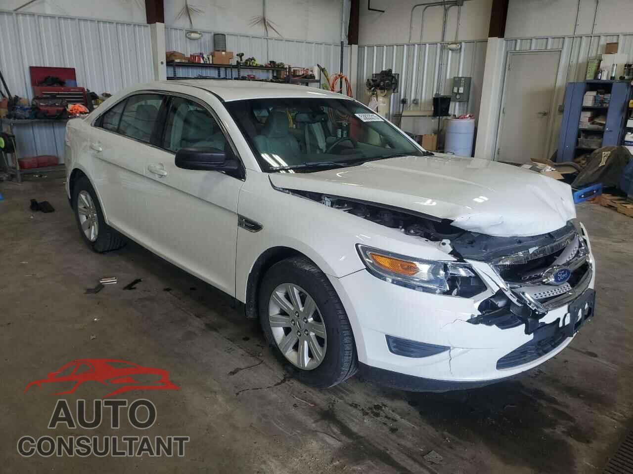 FORD TAURUS 2011 - 1FAHP2DW8BG137888