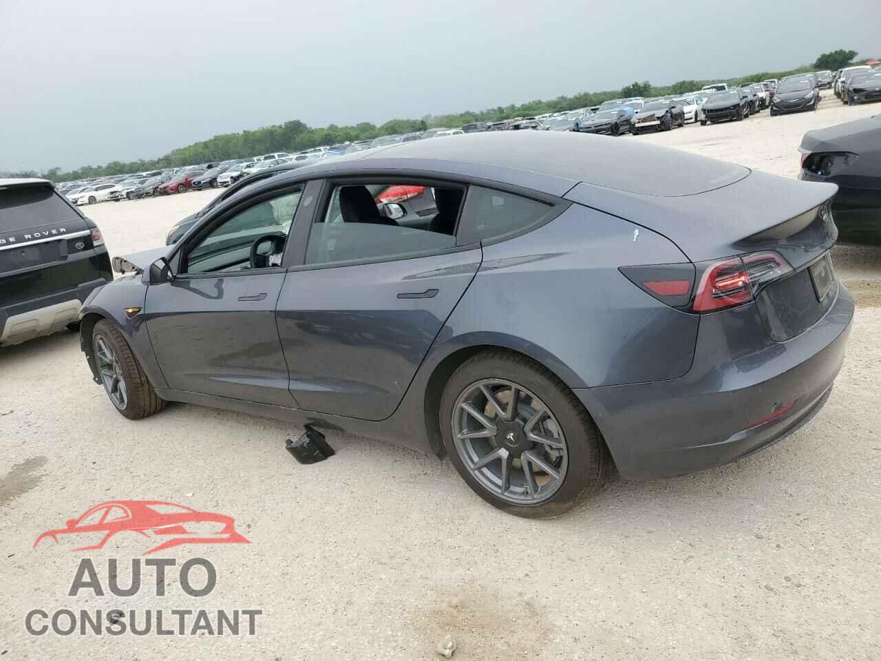 TESLA MODEL 3 2021 - 5YJ3E1EB8MF019577