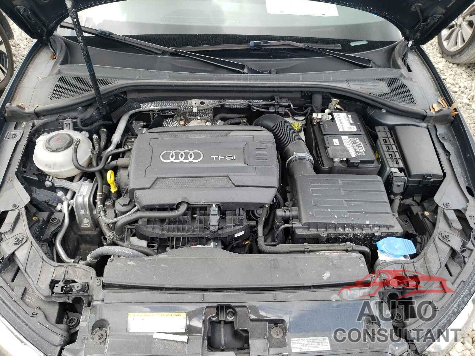 AUDI A3 2019 - WAUBEGFF1KA106126