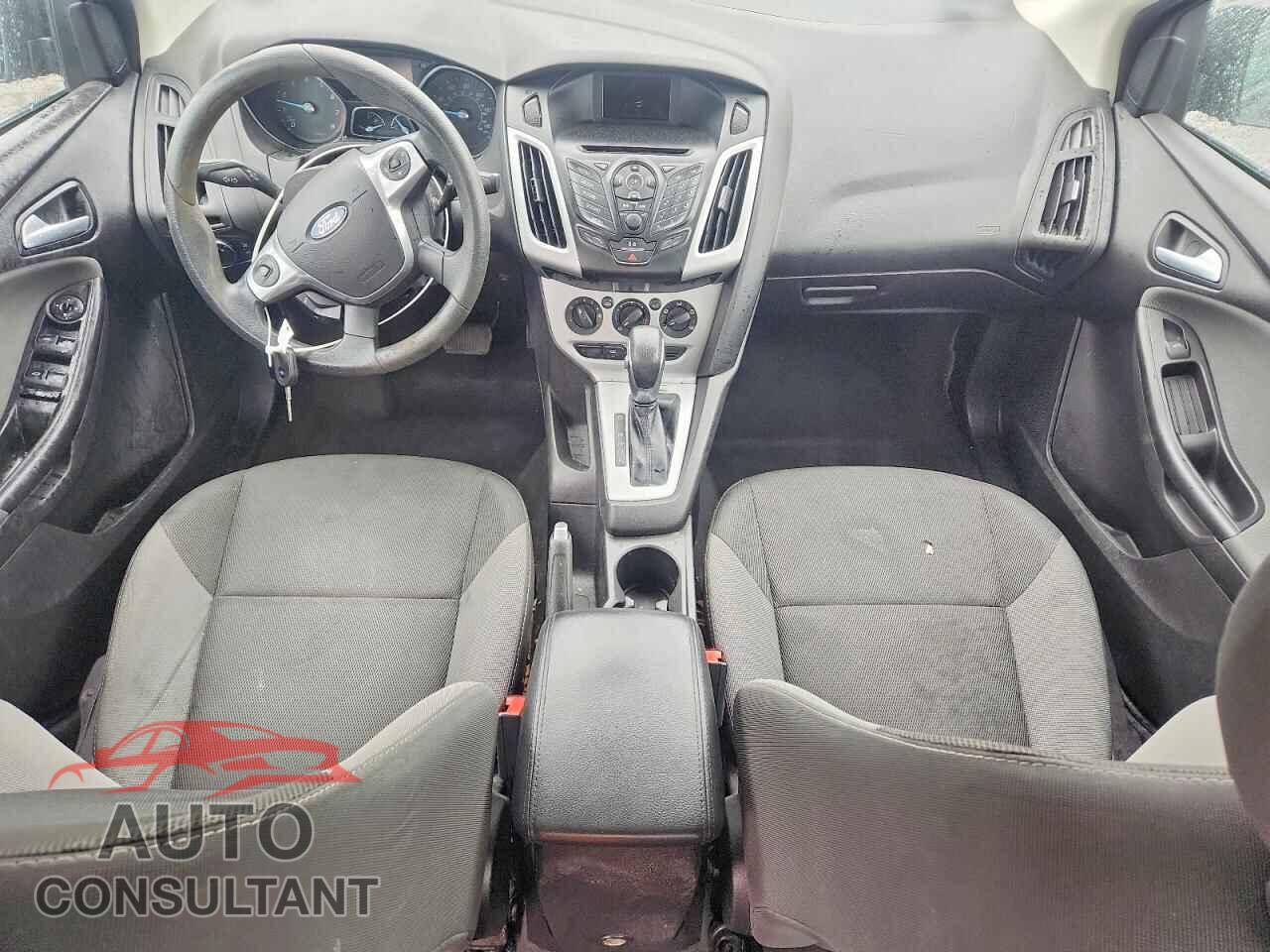 FORD FOCUS 2014 - 1FADP3F21EL239124