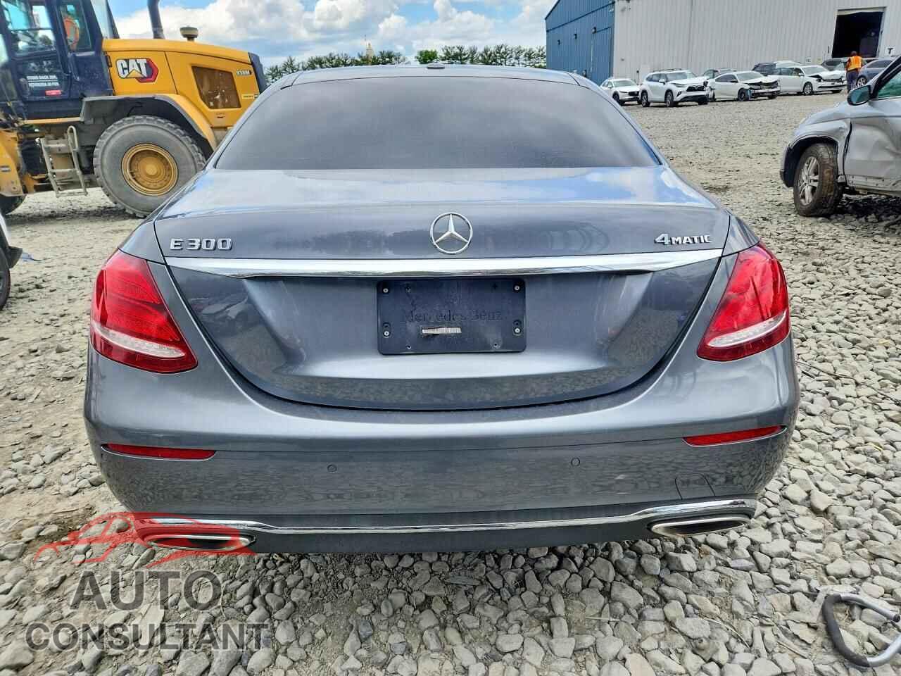 MERCEDES-BENZ E-CLASS 2018 - WDDZF4KB4JA310083