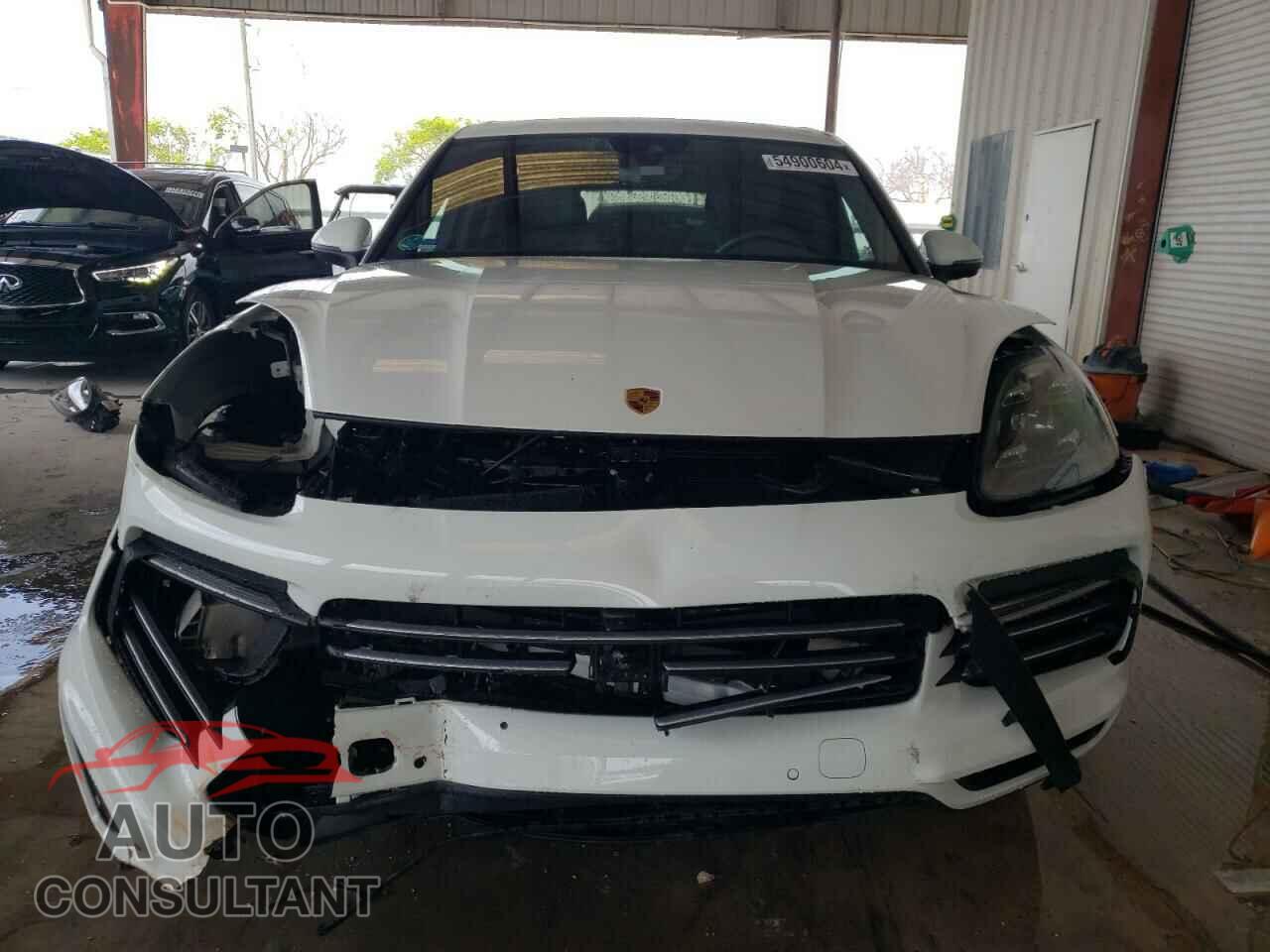 PORSCHE CAYENNE 2019 - WP1AA2AY7KDA10746