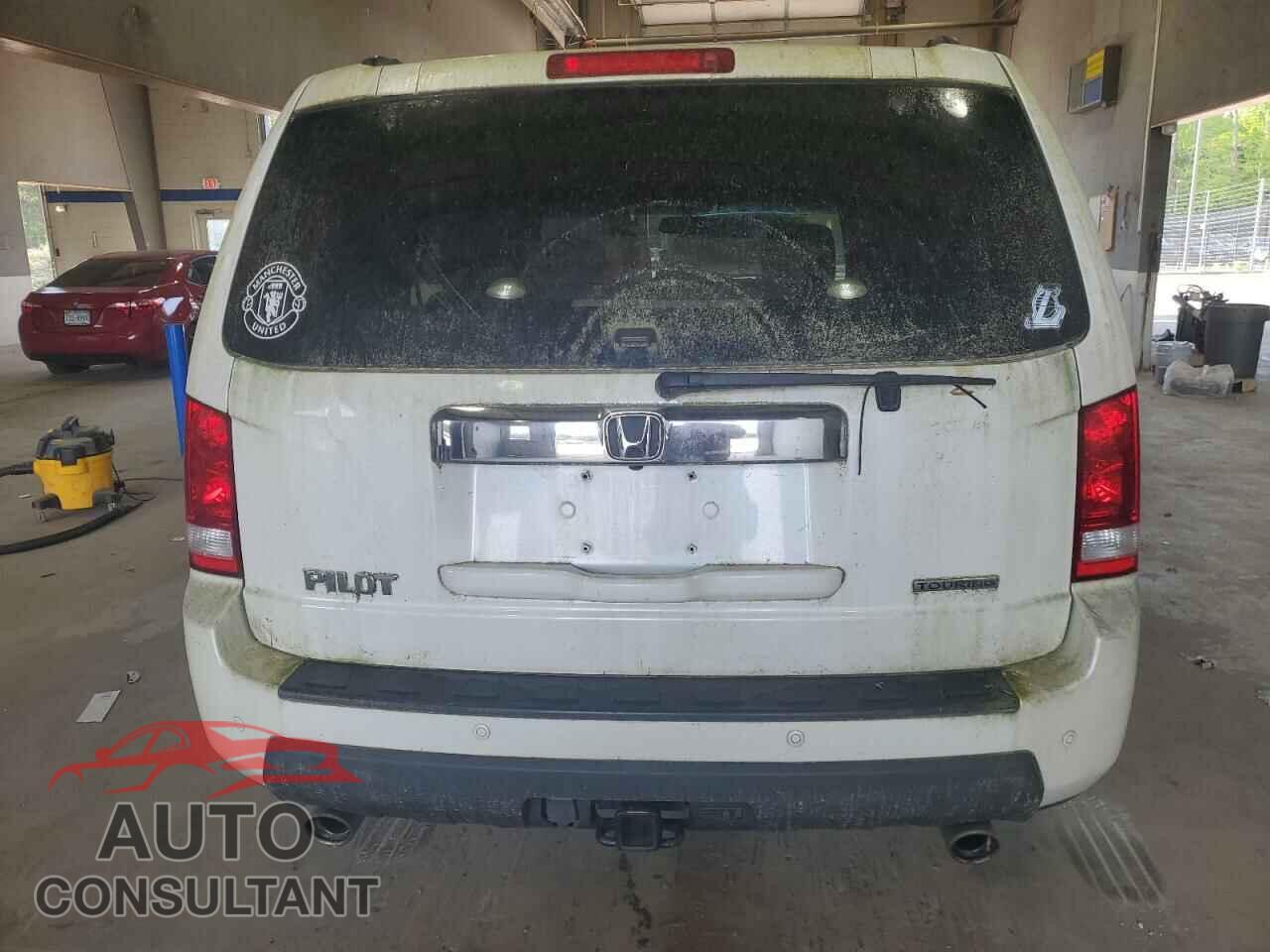 HONDA PILOT 2011 - 5FNYF3H91BB035074