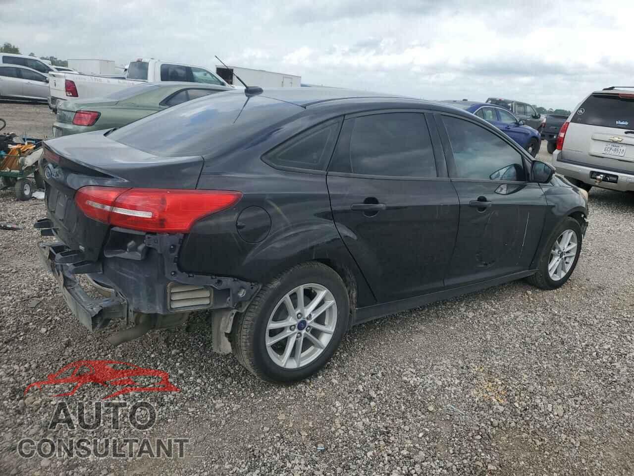 FORD FOCUS 2017 - 1FADP3F28HL337619