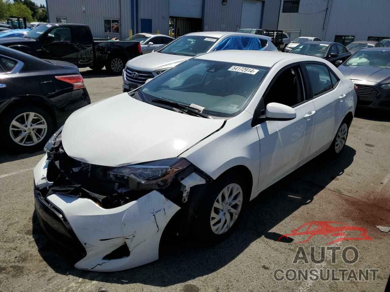 TOYOTA COROLLA 2018 - 5YFBURHE5JP851056