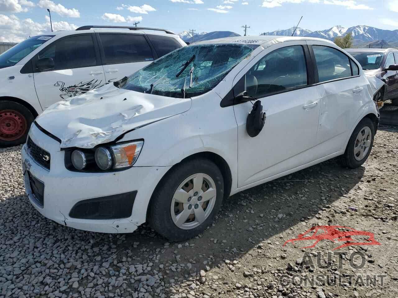 CHEVROLET SONIC 2016 - 1G1JA5SG9G4177019