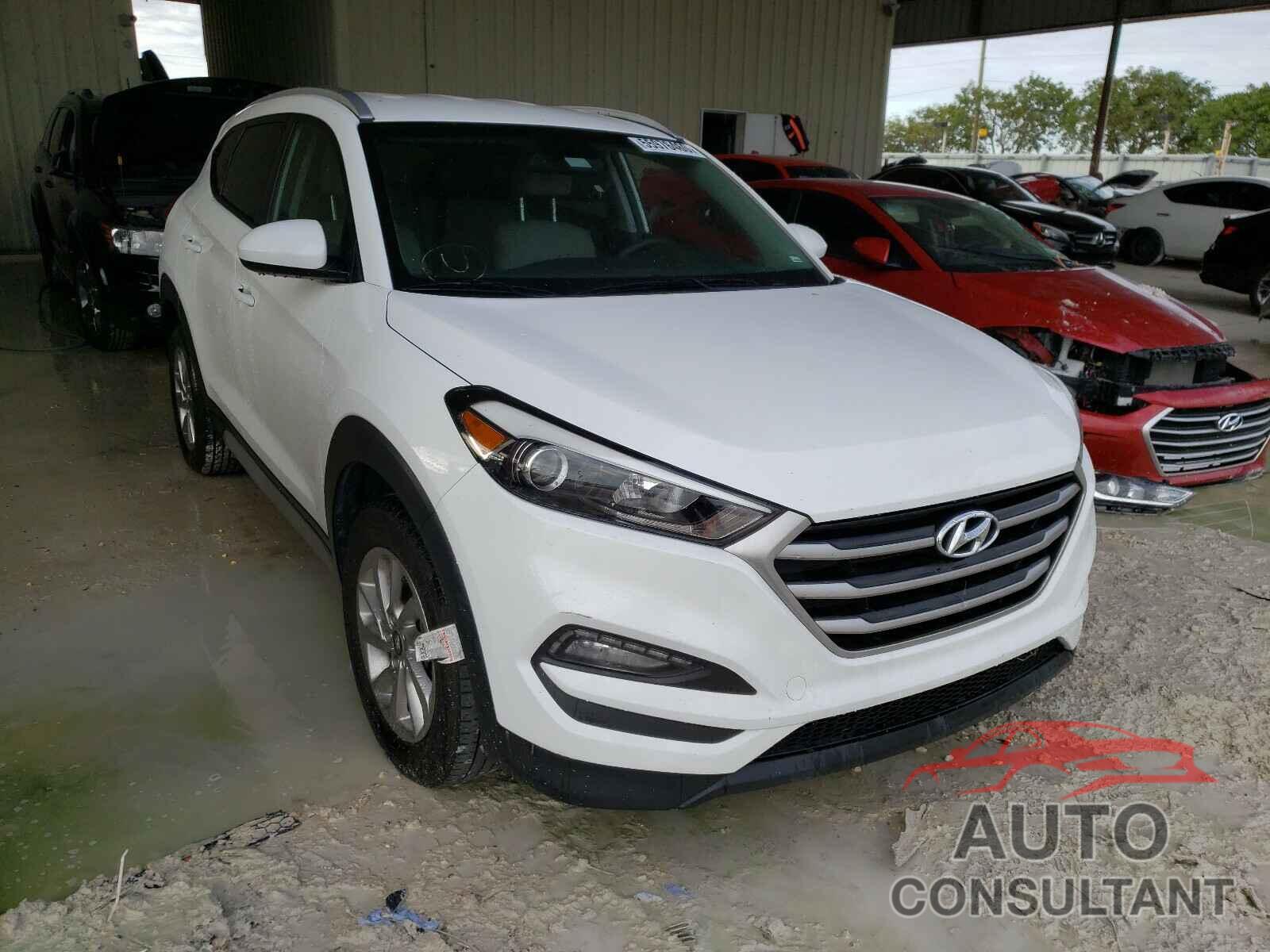 HYUNDAI TUCSON 2018 - KM8J33A48JU657102