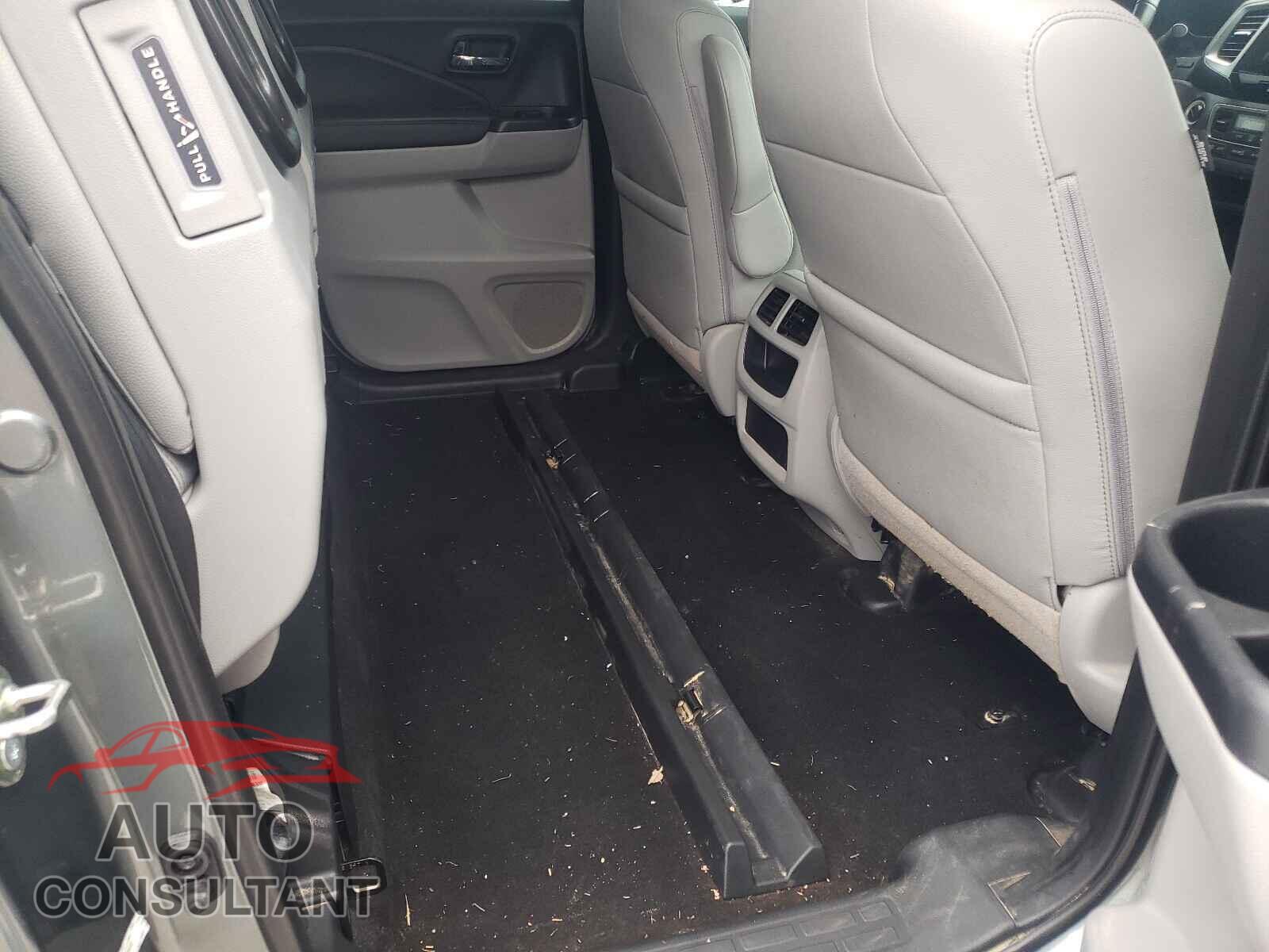 HONDA RIDGELINE 2017 - 5FPYK2F65HB007602