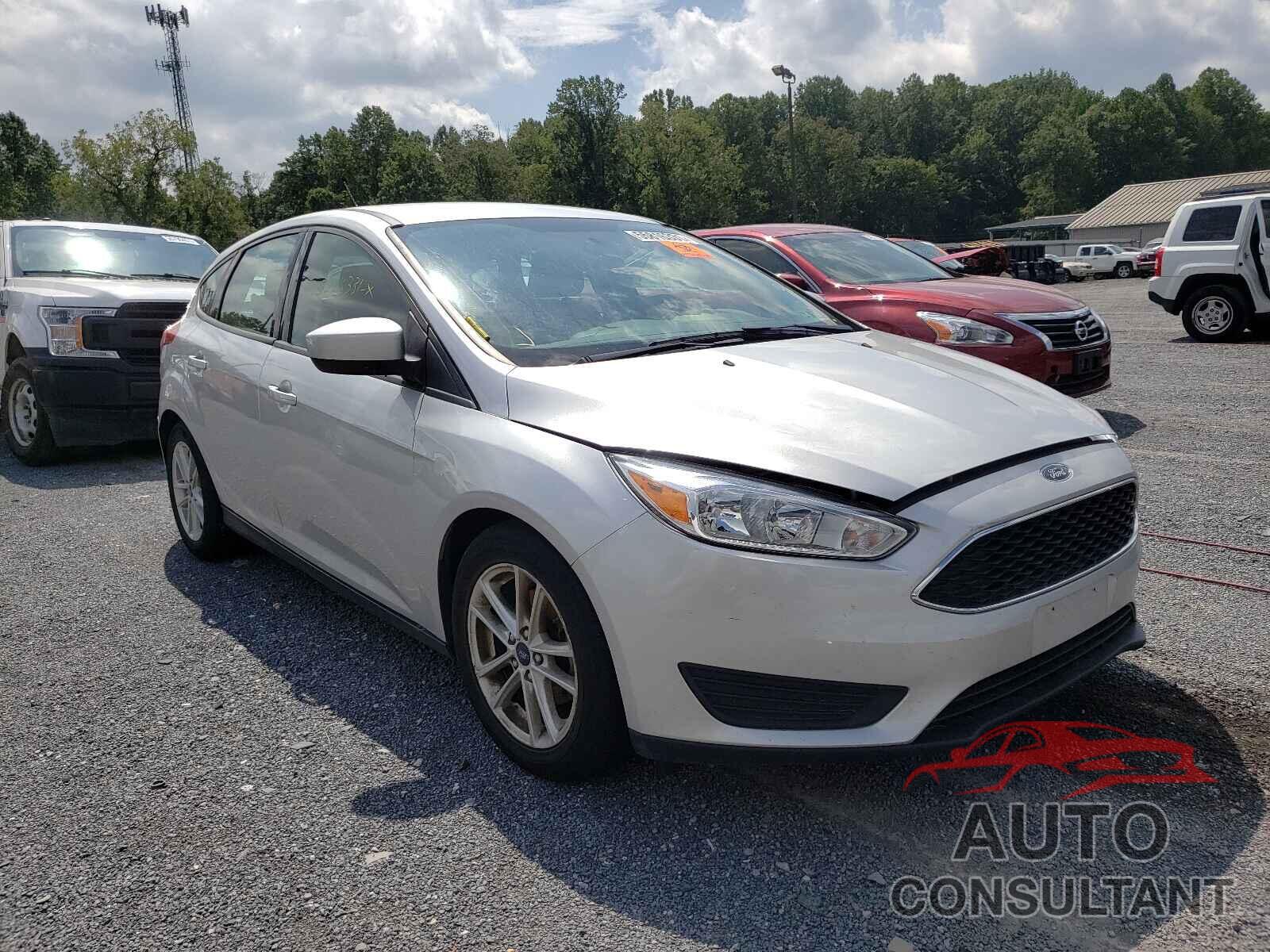 FORD FOCUS 2018 - 1FADP3K22JL324957