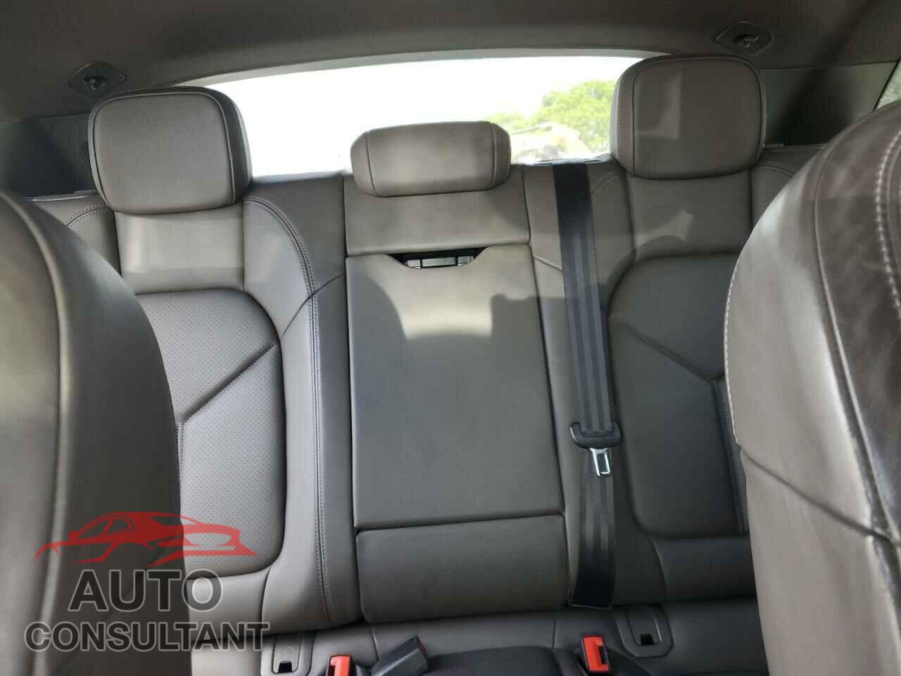 PORSCHE MACAN 2017 - WP1AB2A53HLB13423