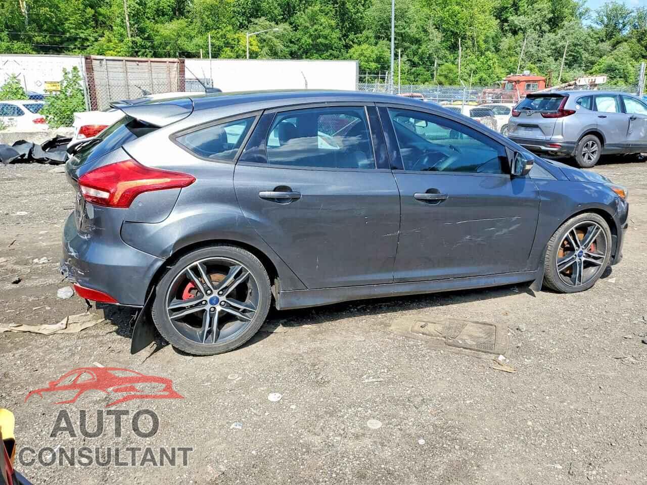 FORD FOCUS 2017 - 1FADP3L9XHL262679