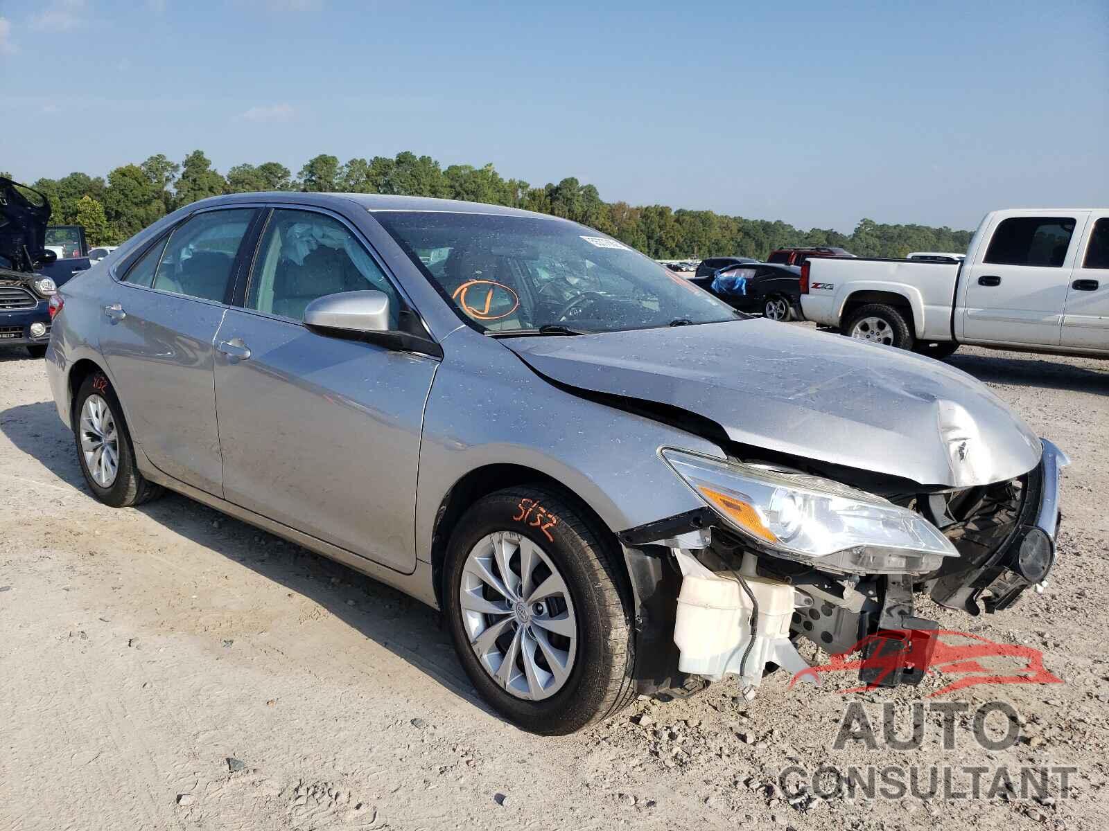TOYOTA CAMRY 2016 - 4T4BF1FK2GR523241
