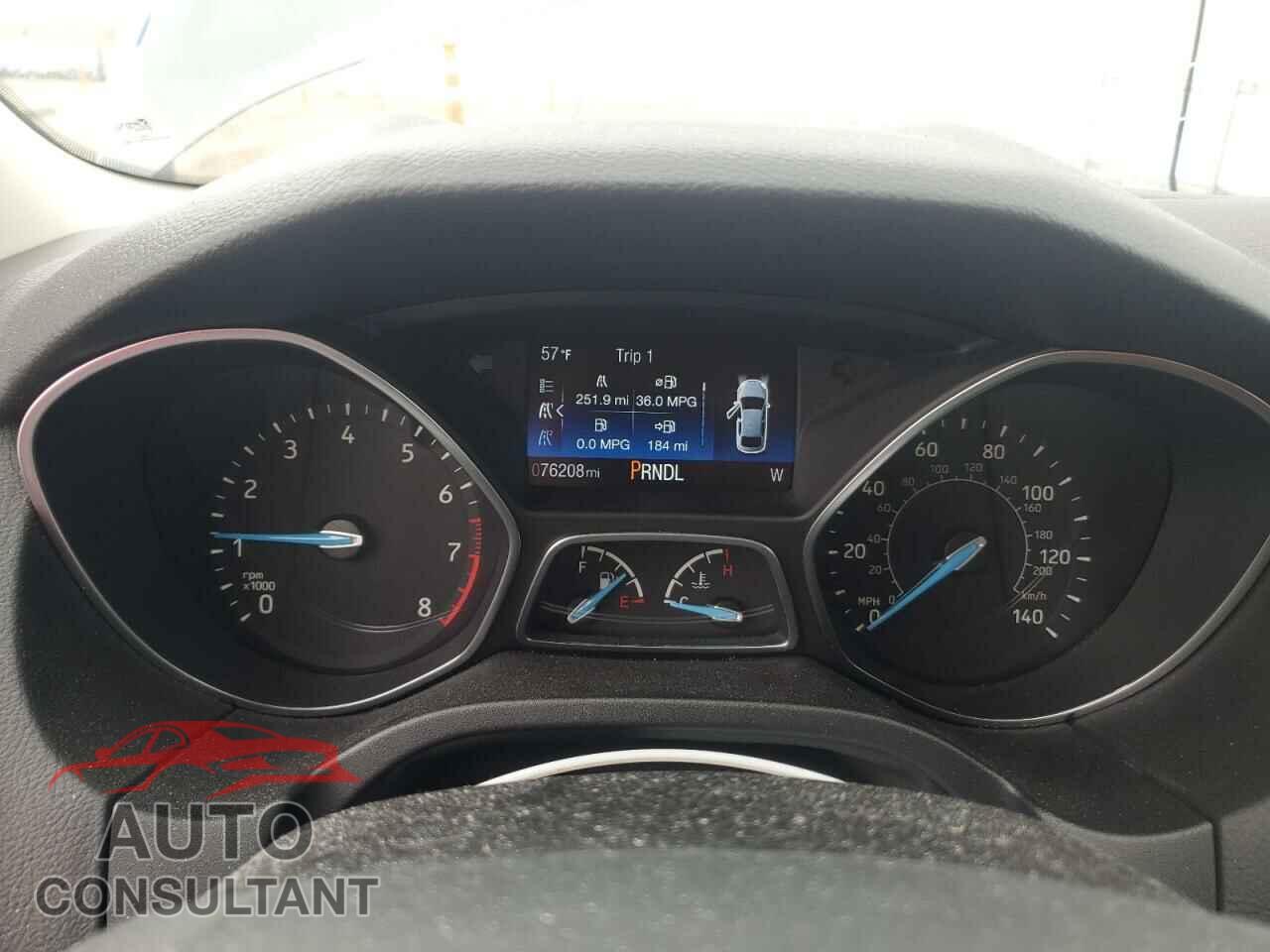 FORD FOCUS 2017 - 1FADP3F21HL221825