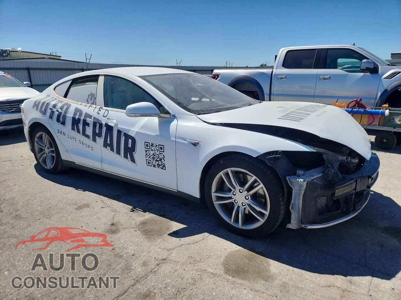 TESLA MODEL S 2012 - 5YJSA1CN9CFP01595
