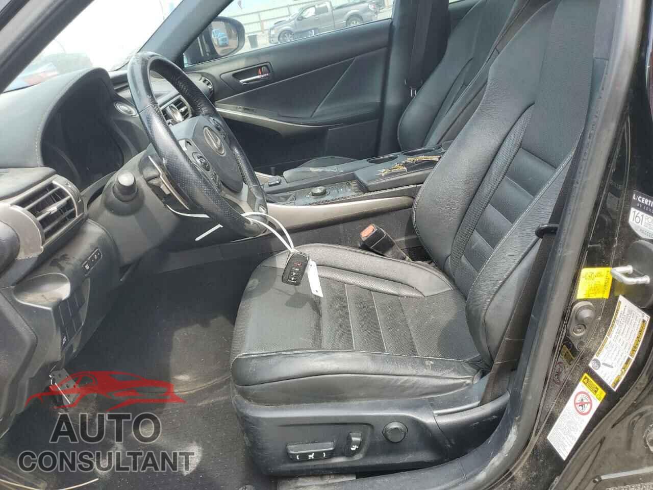 LEXUS IS 2015 - JTHCF1D23F5020590