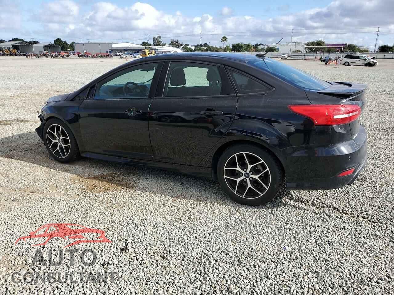 FORD FOCUS 2016 - 1FADP3F27GL212903