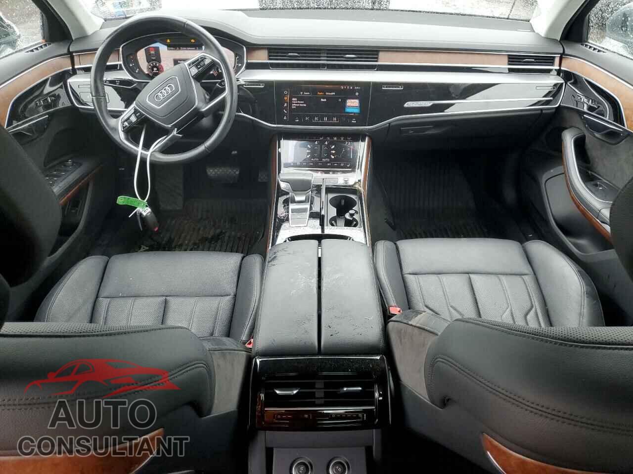 AUDI A8 2019 - WAU8DAF83KN018621