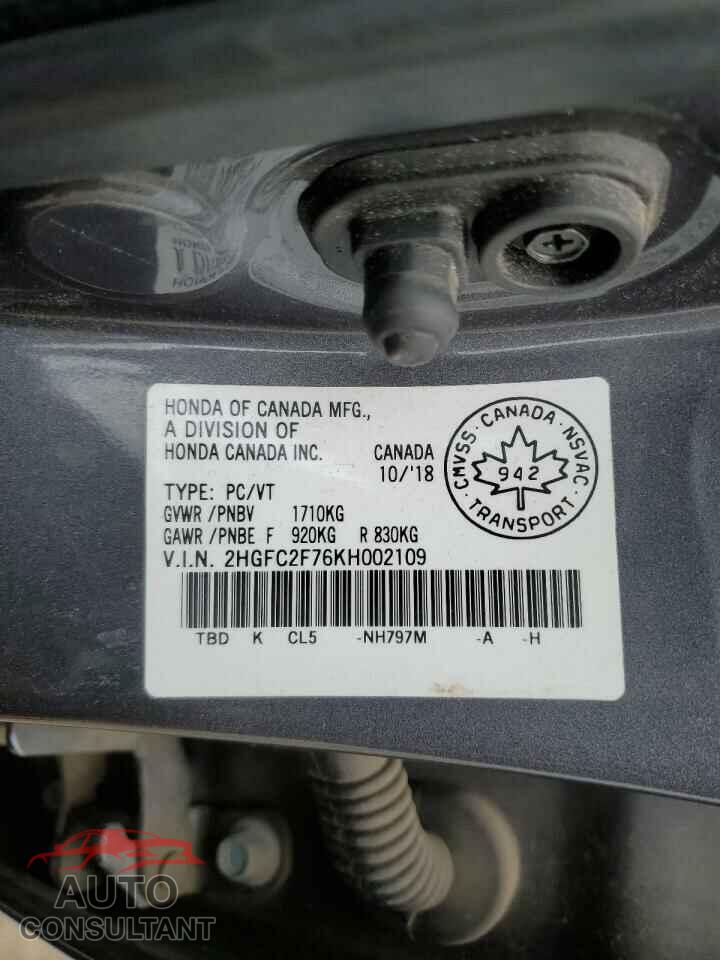 HONDA CIVIC 2019 - 2HGFC2F76KH002109